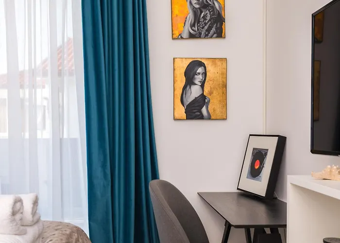 Luxart Gallery Krk Krk Town