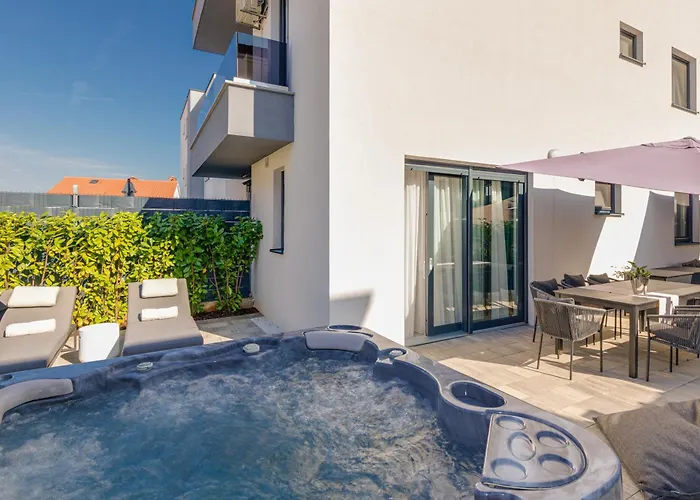 Luxart Gallery Krk * Krk Town